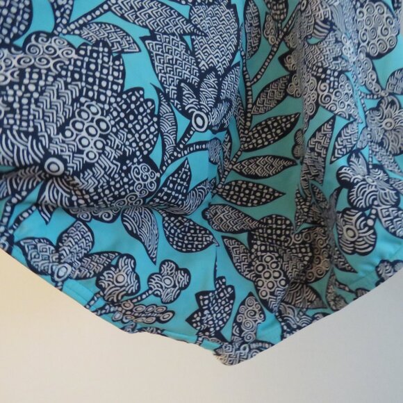 LAND'S END Geometric Floral Print One Piece Swimsuit Stretch Vacation Size 12DDD - Picture 12 of 15